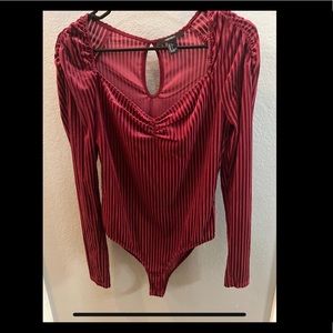Forever 21 ribbed long sleeve bodysuit wine color size Large